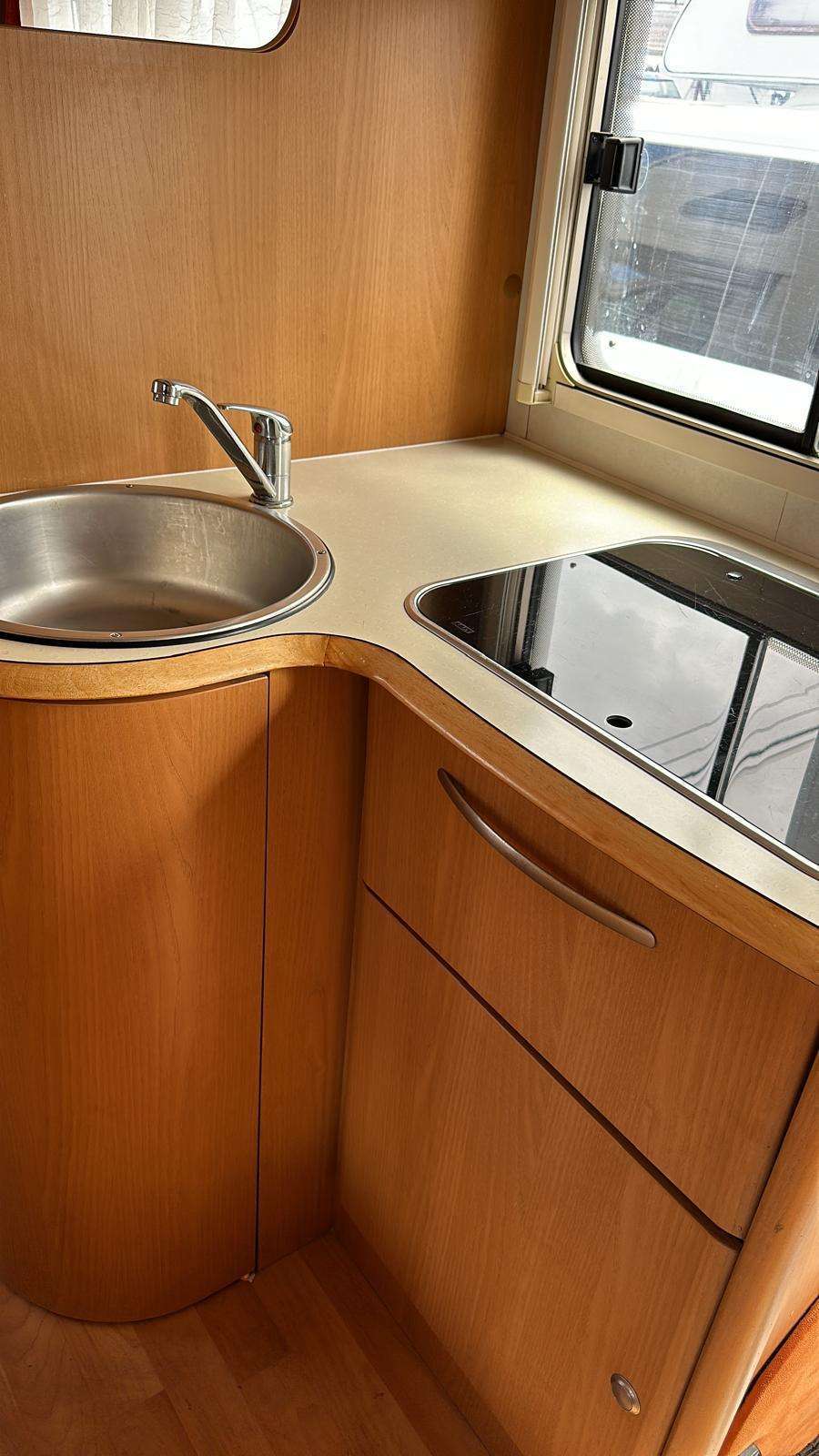 Fiat Ducato 2.3 Turbo, 7 Plazas para dormir - Imagen 5