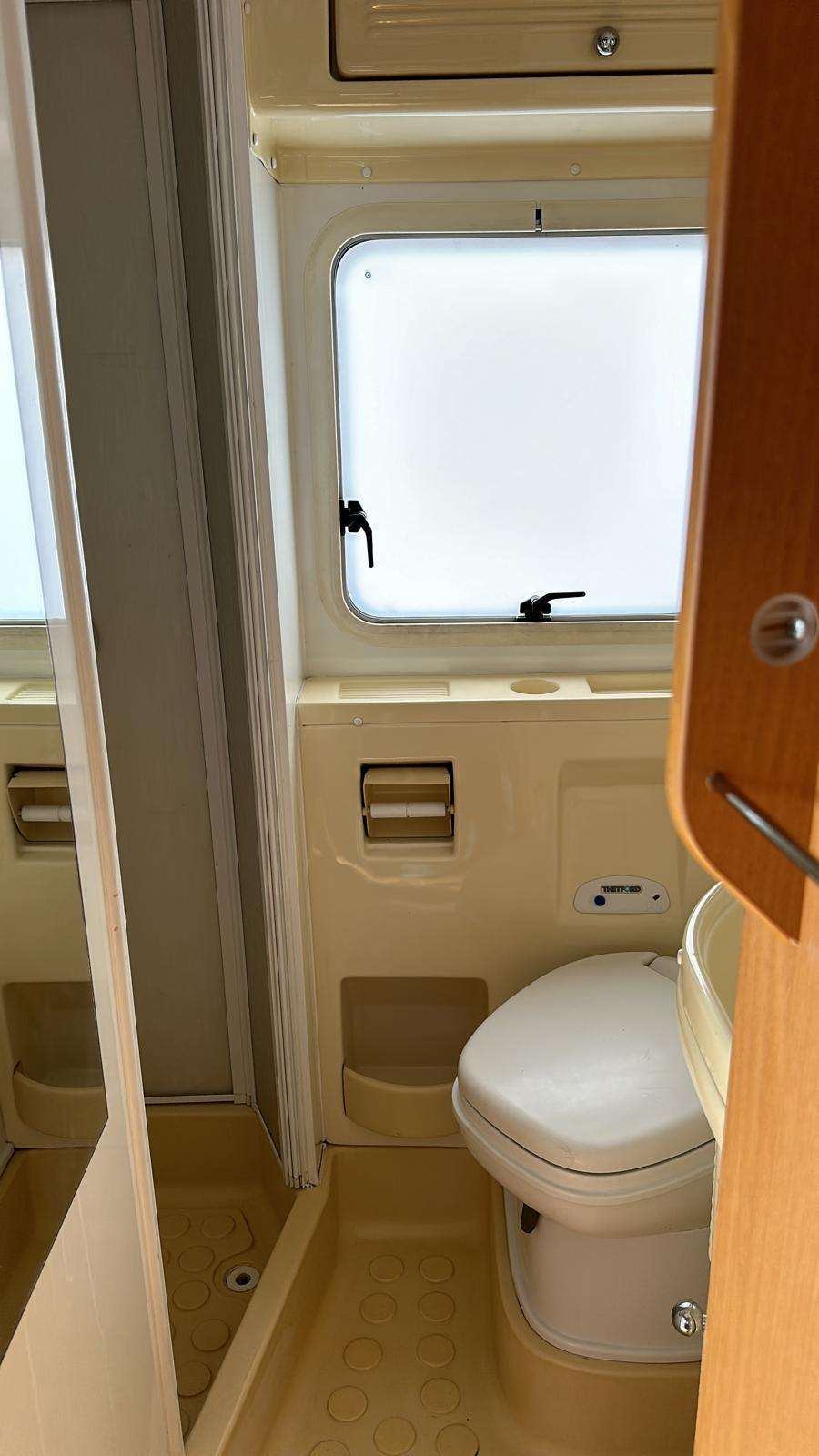 Fiat Ducato 2.3 Turbo, 7 Plazas para dormir - Imagen 10