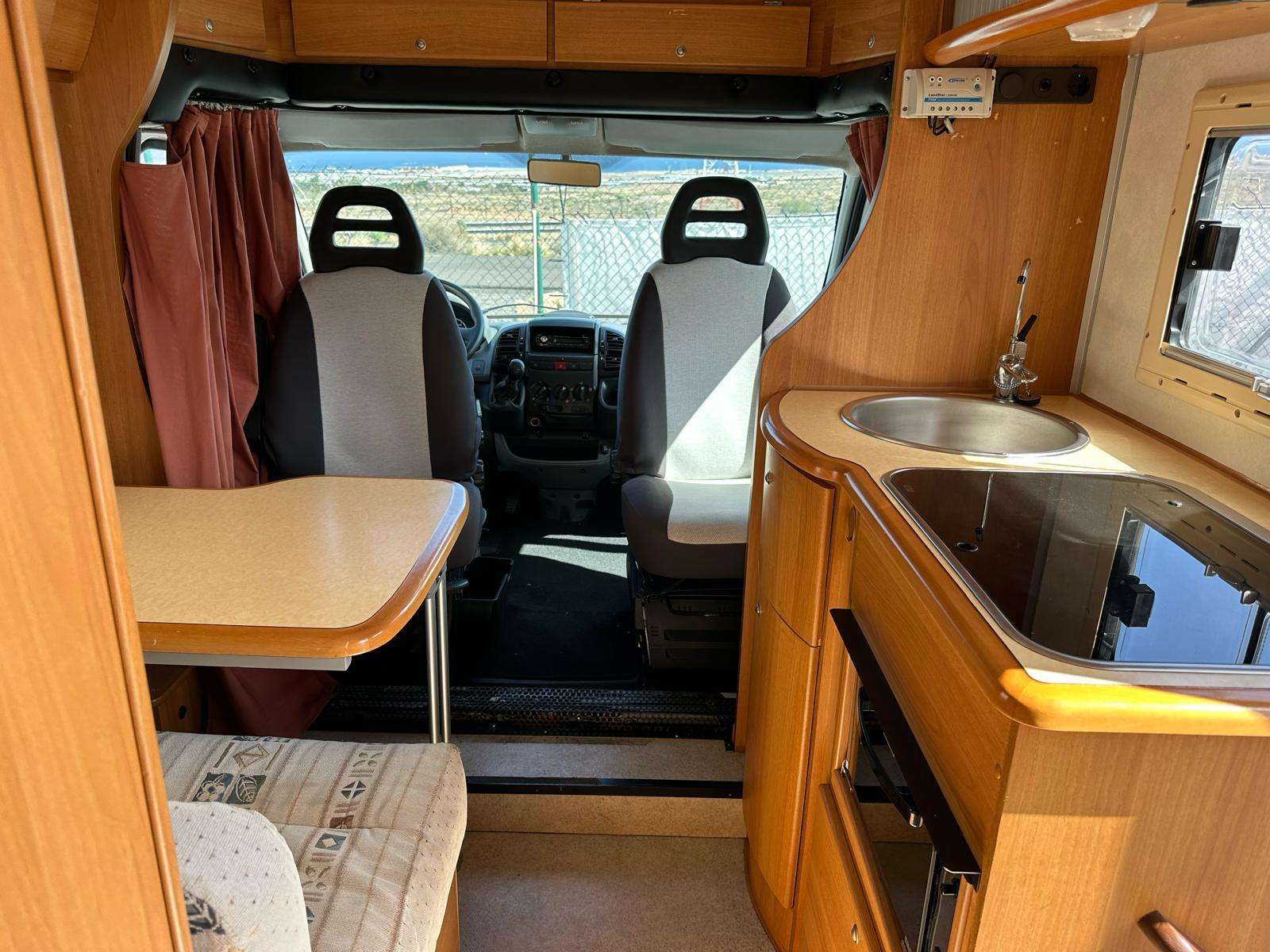 Fiat Ducato 2.3 Turbo, Modelo Elnagh perfilada, Cama francesa - Imagen 4